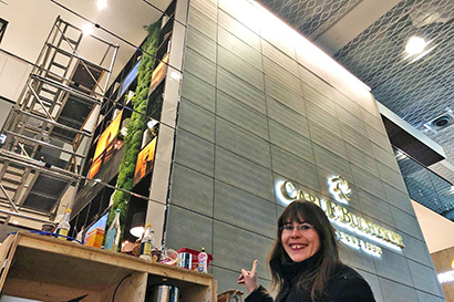Vivit an der Baselworld Alles rund um vertikale Begrünung Nathalie Gomes bei Carl F Bucherer und Vivit vertikalen Garten